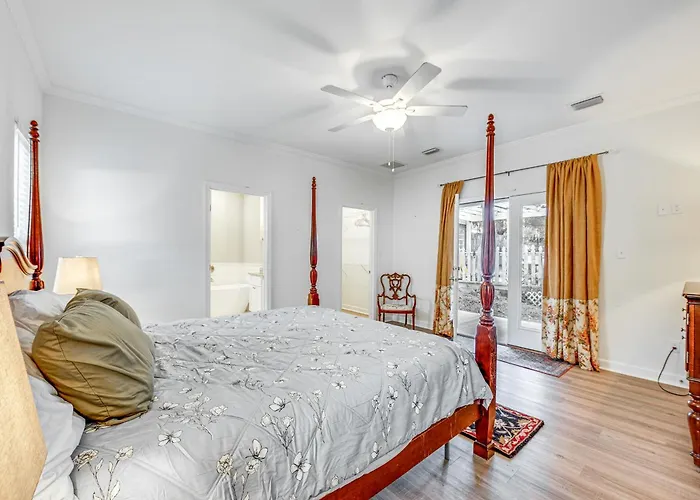 1 Mi To Fsu: Group-friendly Midtown Getaway! *